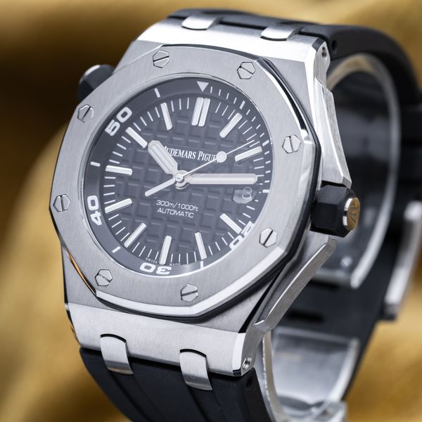 Audemars Piguet Royal Oak Offshore 15710ST.OO.A002CA.01